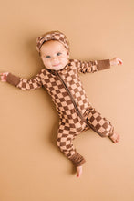 Load image into Gallery viewer, Espresso Checkered Bamboo Sleeper: 3T