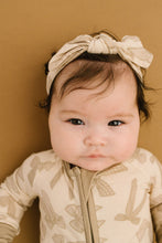Load image into Gallery viewer, Neutral Bows Bamboo Sleeper: Newborn
