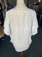 Load image into Gallery viewer, Ivory Eyelet Top